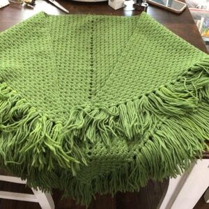 Hand crochet shawl/Poncho. beautiful green color. Fits up to an extra large